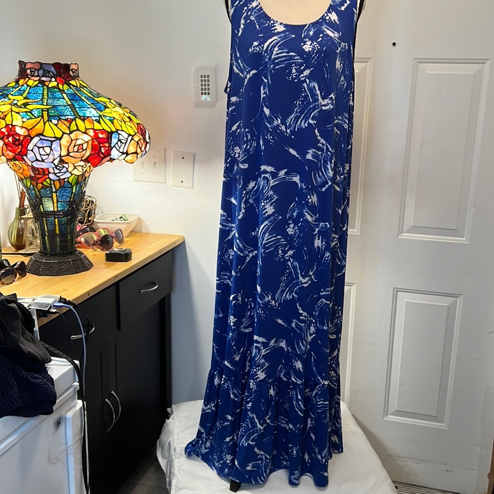 Truth + Style knit printed ruffle Cobalt Blue & White Maxi Dress